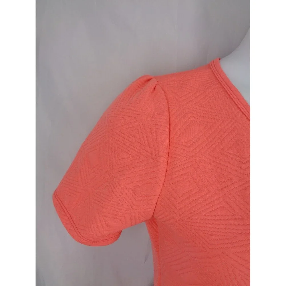 LuLaRoe Amelia Coral Dress Size Large Textured Geometric Triangle Diamond New - Picture 6 of 11